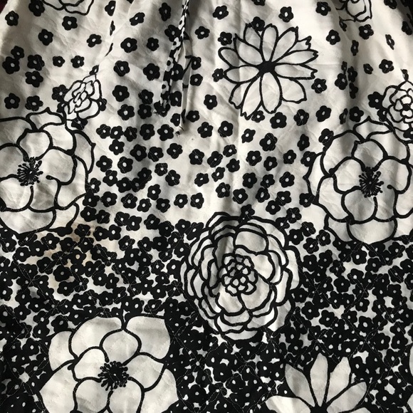 Vintage Quilted Floral Embroidered Maxi Skirt - Picture 4 of 5